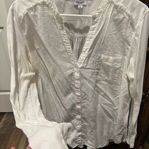 Splendid Cream Button-Front Long Sleeve Shirt